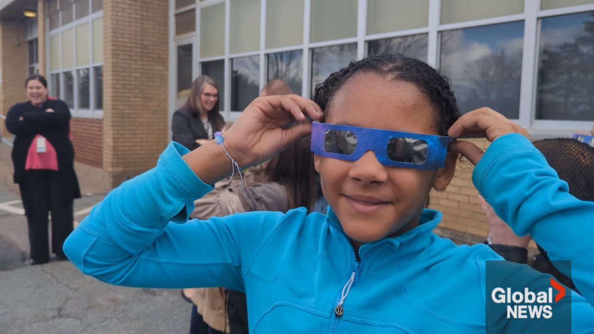 WATCH: Global’s eilishbonang visits Mrs. Lloyd’s classroom at Mount Edward Elementary School in Dartmouth to learn about solar eclipse safety with her students!