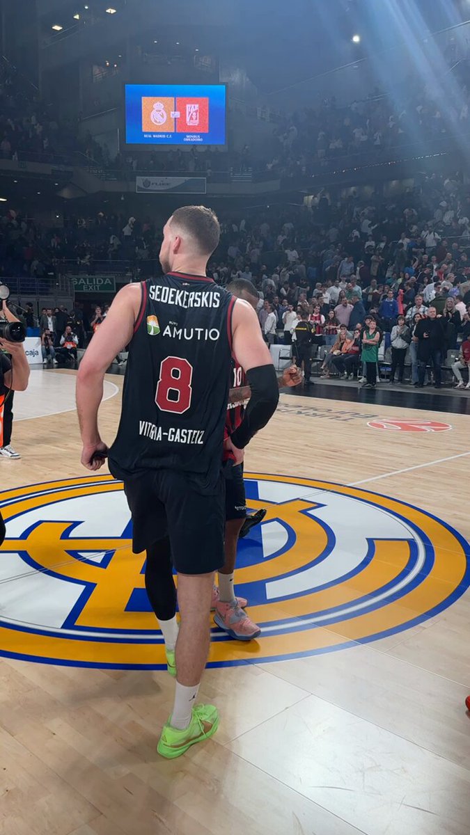SIIIIIIII SOMOS EQUIPO DE PLAY IN! ASÍ LO CELEBRAMOS! 🔥🔥🔥 #GoazenBaskonia