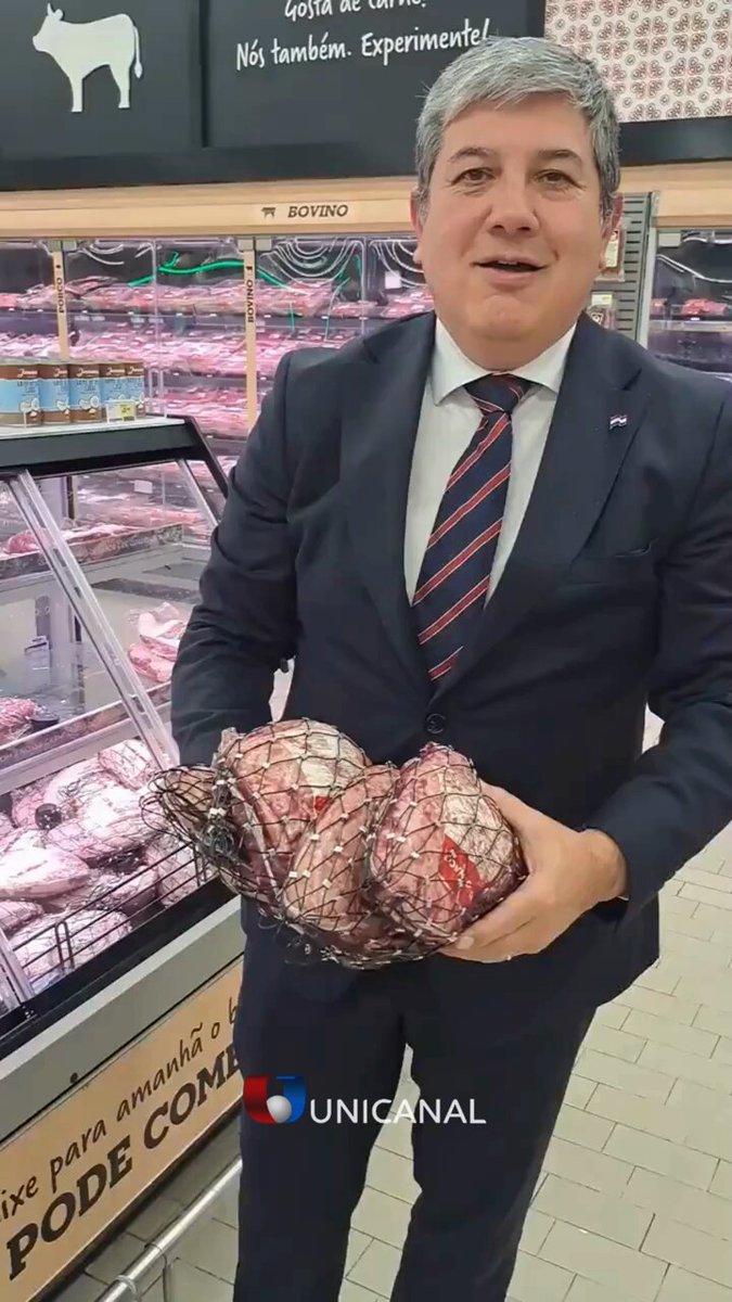 ¡LA MÁS RICA!🥩🇵🇾 📌Julio Duarte Van Humbeck, embajador de Paraguay en Portugal, contó en su cuenta de X que "la carne paraguaya es la que más sale en una importante cadena de supermercados de Portugal". 🎥: Julio Duarte Van Humbeck #Unicanal📺