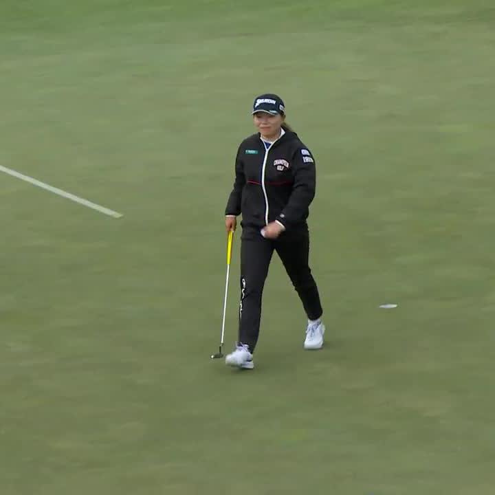 Nice and easy birdie for 勝 みなみ /Minami Katsu to get back in the red for the week ‼️