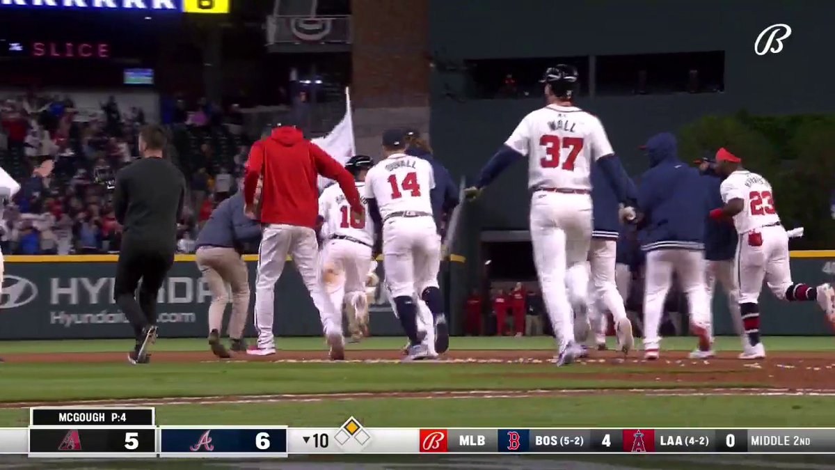 TRAVIS D'ARNAUD WALKS IT OFF🗣️ BRAVES WIN‼️