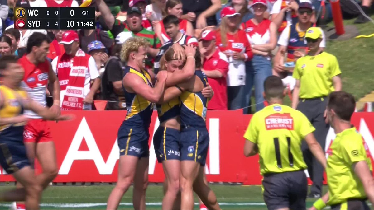 Harley's on the board! The No.1 pick has his first AFL goal 👏 #AFLEaglesSwans