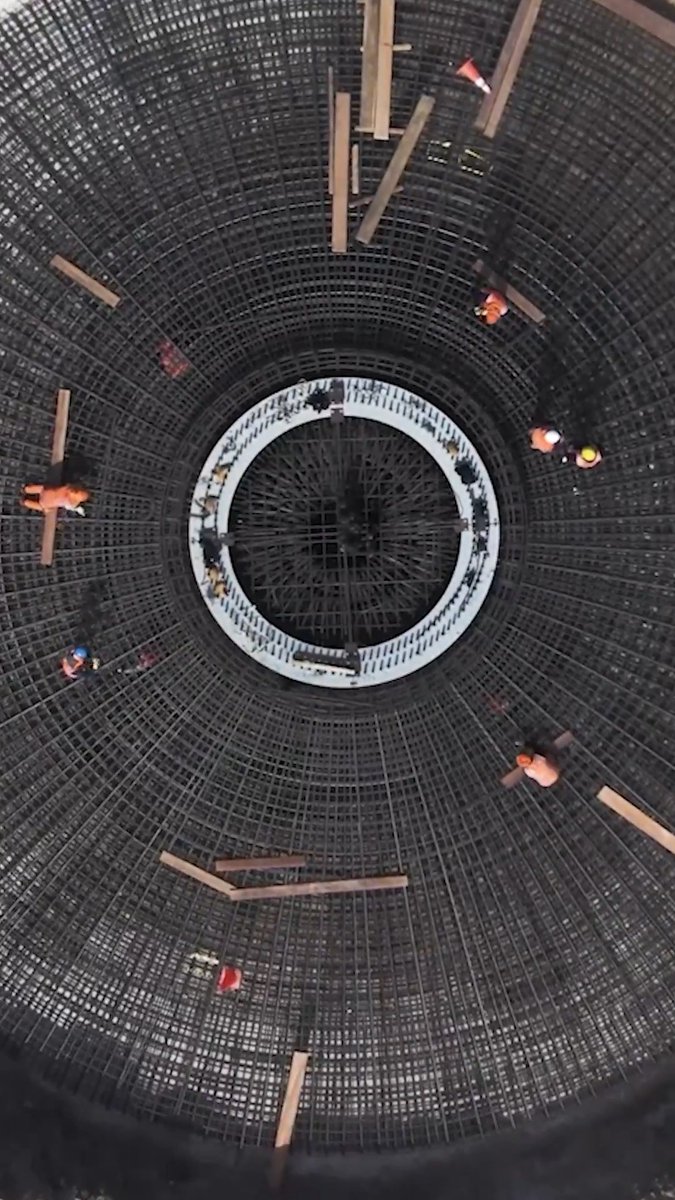 La cimentación de un aerogenerador, en solo 20 segundos ⤵️