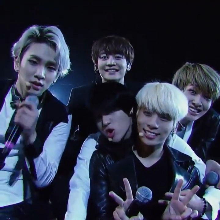 The SHINee World lll arrived in Chile 10 years ago today (This video was recorded here)