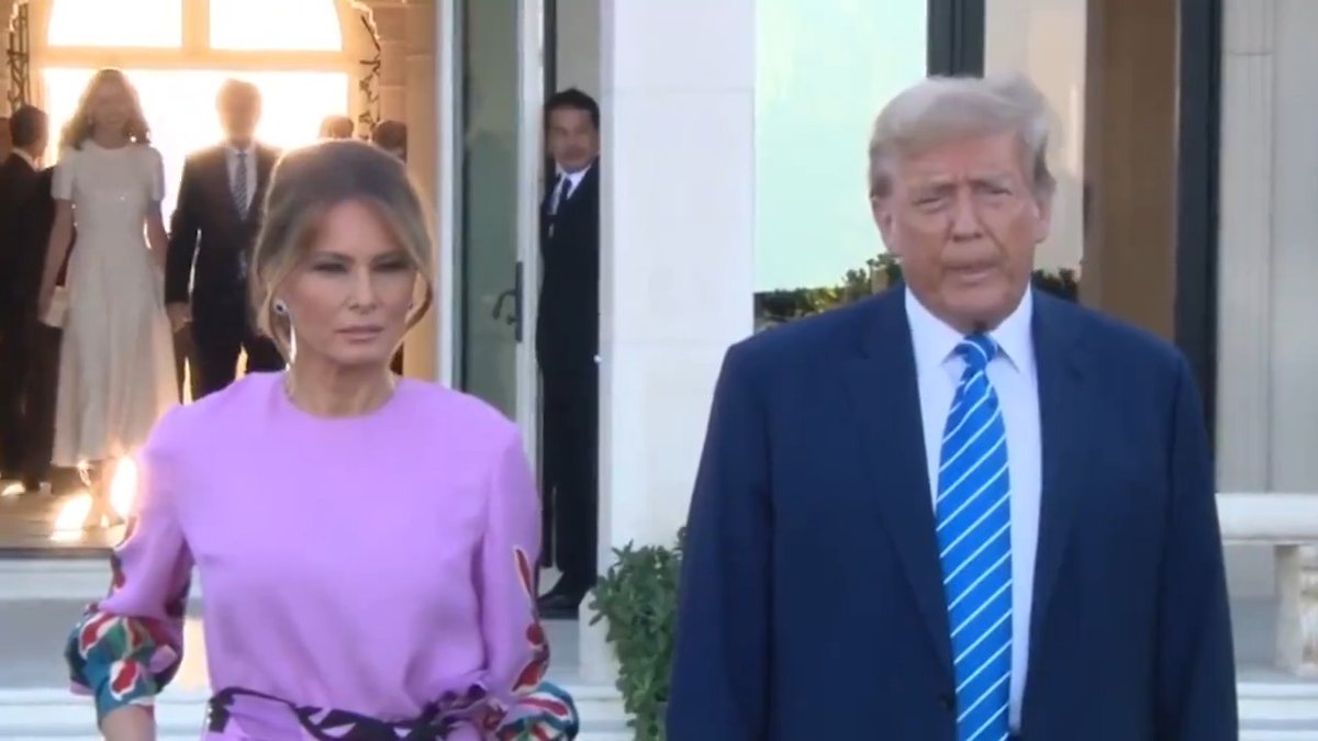 BREAKING: After his fundraiser with ultra-wealthy tax crooks,Trump claimed the rich want change. This could be the best indication President Biden’s plan to build an economy from the bottom up and middle out is working. Retweet so all Americans know.