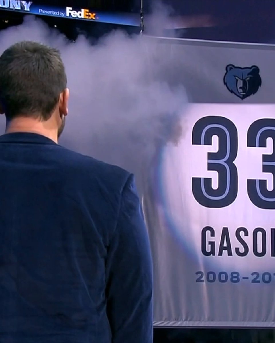 3️⃣3️⃣ goes up in the Memphis rafters forever 🙌 Memphis Grizzlies