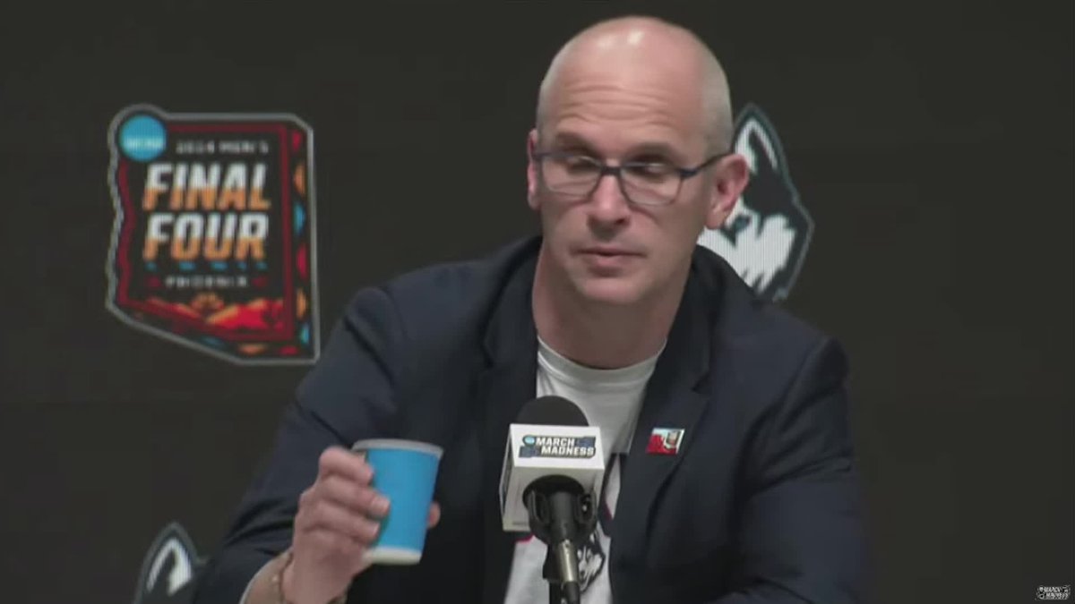 "We make a hard tournament look easy. It's crazy."- Dan Hurley🤧👏