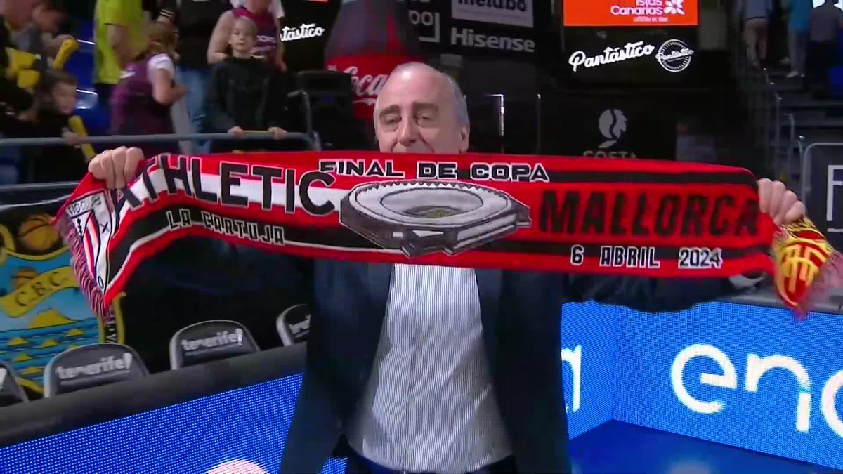 😂 Ni confirmo ni desmiento que este vídeo de TXUS VIDORRETA celebrando la victoria del Athletic Club en la #CopaDelRey es lo mejor que vas a ver en mucho tiempo. ¡Qué maravillaaaaaaaaaaaaaaaaaa! ¡Desde Indautxu para el mundo! #LigaEndesa