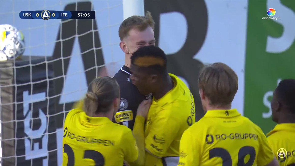 Elfsborgsmålvakten Marcus Bundgaard räddar Max Larssons straffspark! 🧤 📲 Se matchen på