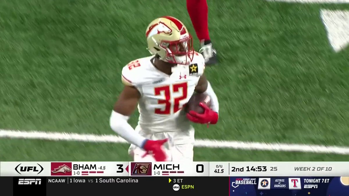 defense doing defensive things AJ Thomas gets the INT #GiddyUp 🐎 | #UFL2024