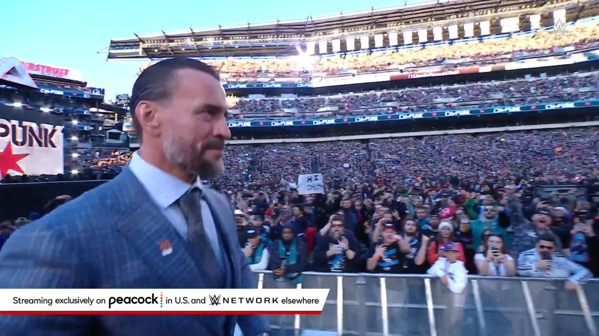 It's #WrestleMania time! We're kicking the night off with the World Heavyweight Championship Match!
