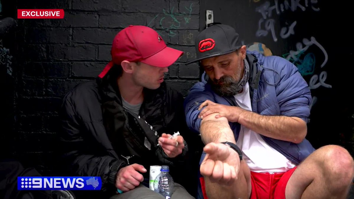 #9News can exclusively reveal the contents of Ken Lay's long-awaited report on a safe injecting room for Melbourne's CBD. The former police chief delivered his findings to the state government almost a year ago but until now, they've been kept secret. @LauraTurner_9