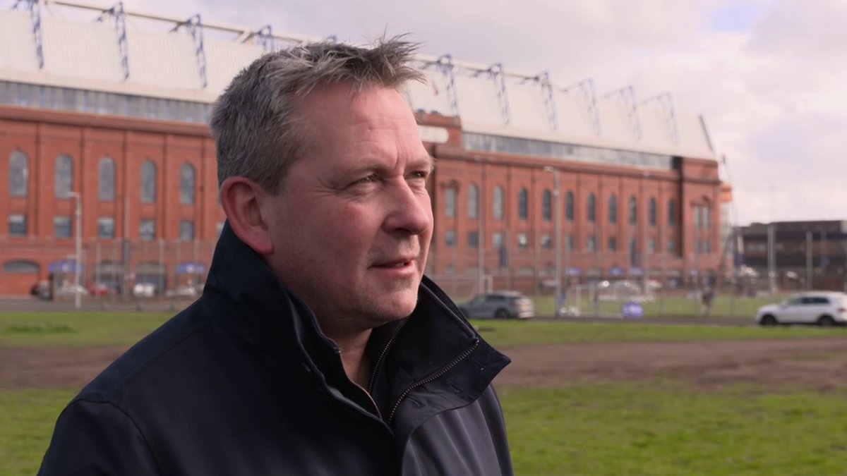 "There's a lot of points to be played for" 👀 Former Rangers striker Billy Dodds on the SPFL title race 📊