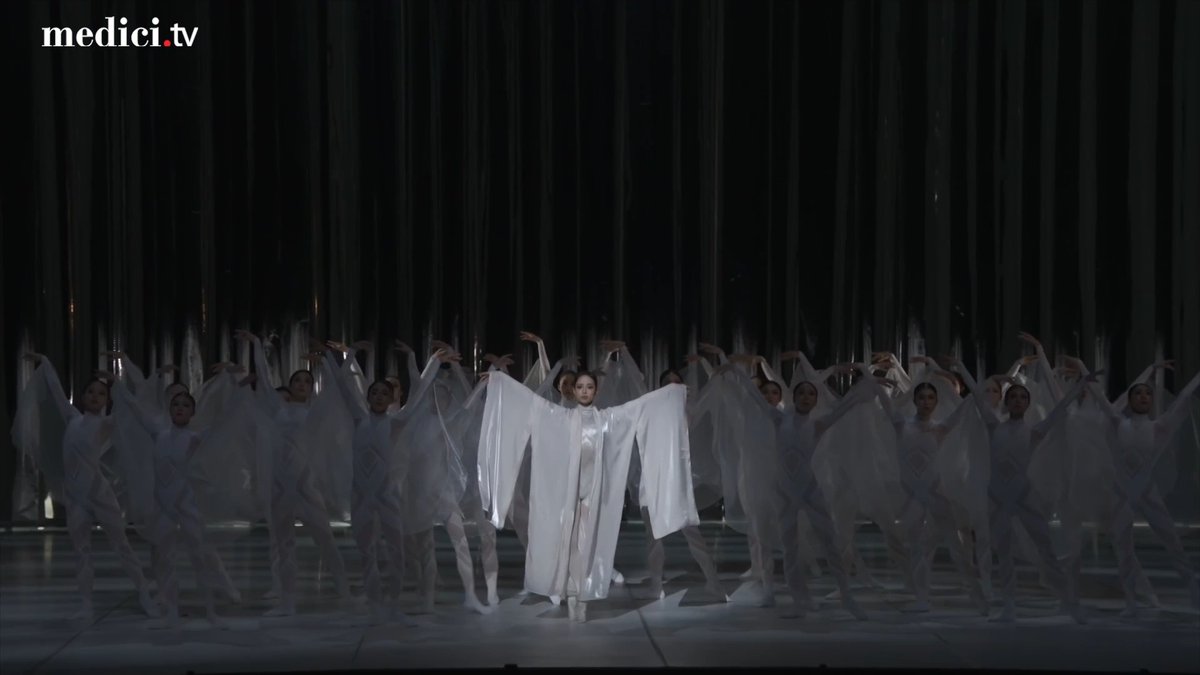 🍒🌸 [NEW - KAGUYAHIME] In Japan, it's currently hanami (cherry trees) season! Let's celebrate Kaguyahíme: The Tale of the Bamboo Cutter brought to life on the ballet stage by Jo Kanamori with the Tokyo Ballet, set to the music of Debussy! 🍒🌸
