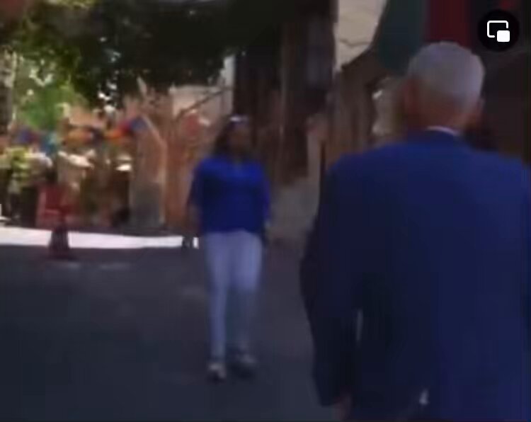 Dayı Allah’ını seversen sen bari bi dur daa zaten ortalık karışık..