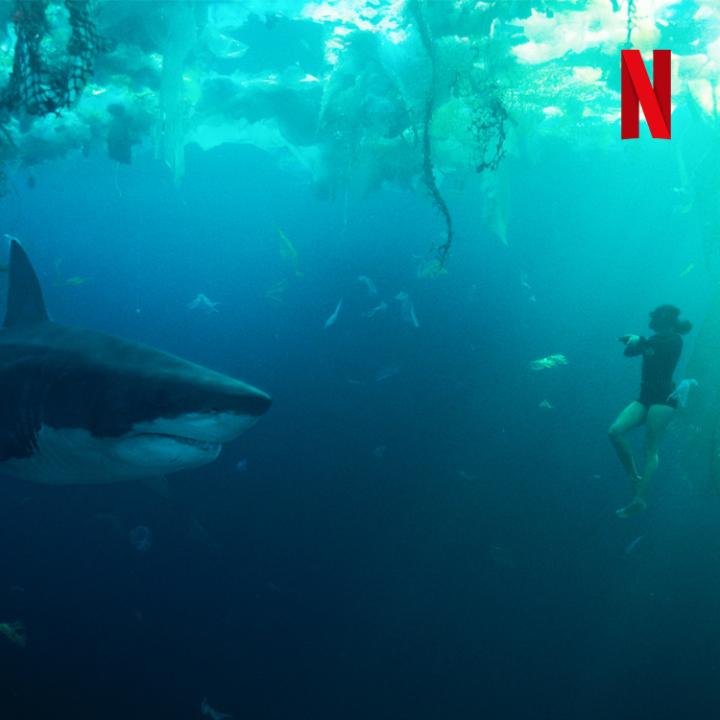 París siempre será una gran fiesta. La película 'En las profundidades del Sena' llega el 5 de junio solo en Netflix.