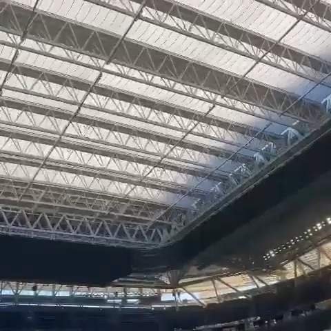 🏟 ¡Así luce el techo retráctil del Bernabéu!