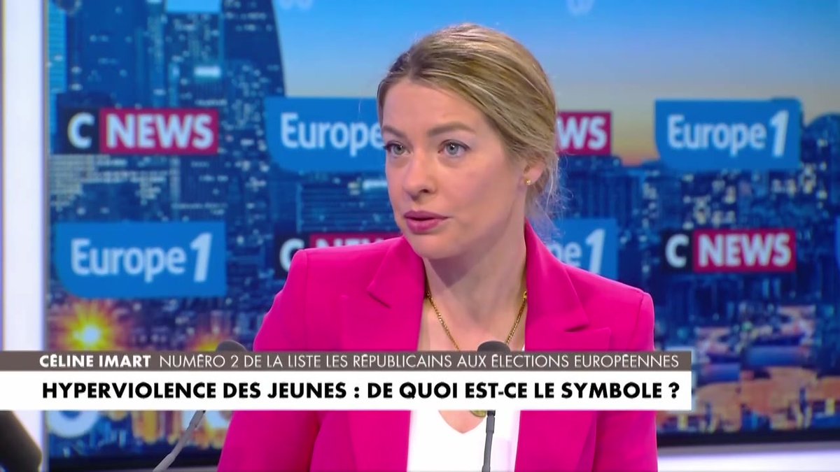 « La semaine dernière dans un collège près de chez moi, une professeure de français a bu de l’eau pendant le cours, un des élèves lui a dit "Madame rangez votre bouteille d’eau c’est Ramadan" », raconte Céline Imart #LaGrandeITW #Europe1