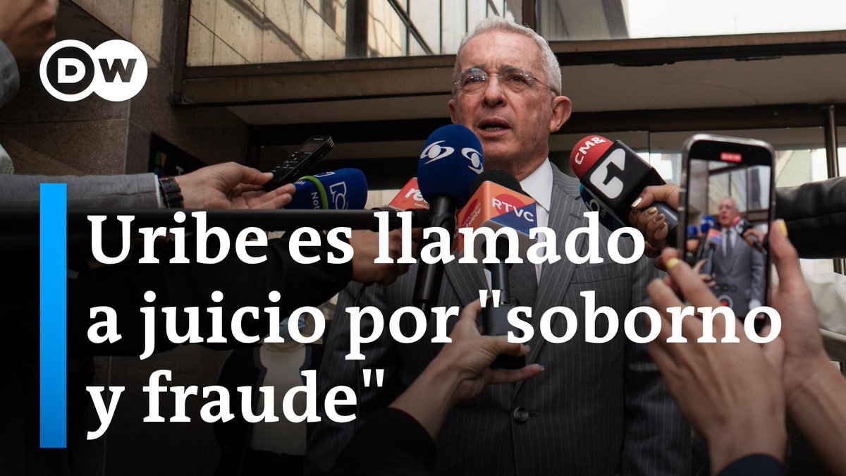 Fiscalía colombiana destraba el caso Uribe y llevará al expresidente a juicio El expresidente de #Colombia, #Uribe (2002-2010), será llamado a juicio por presunta manipulación de testigos y fraude procesal. En 2021, Uribe demandó al senador progresista, #Cepeda, quien preparaba una demanda a Uribe por supuestos vínculos con grupos paramilitares. La fiscalía considera que hay motivos para creer que Uribe pagó coimas a tres testigos para que lo beneficiaran con sus declaraciones. /cq