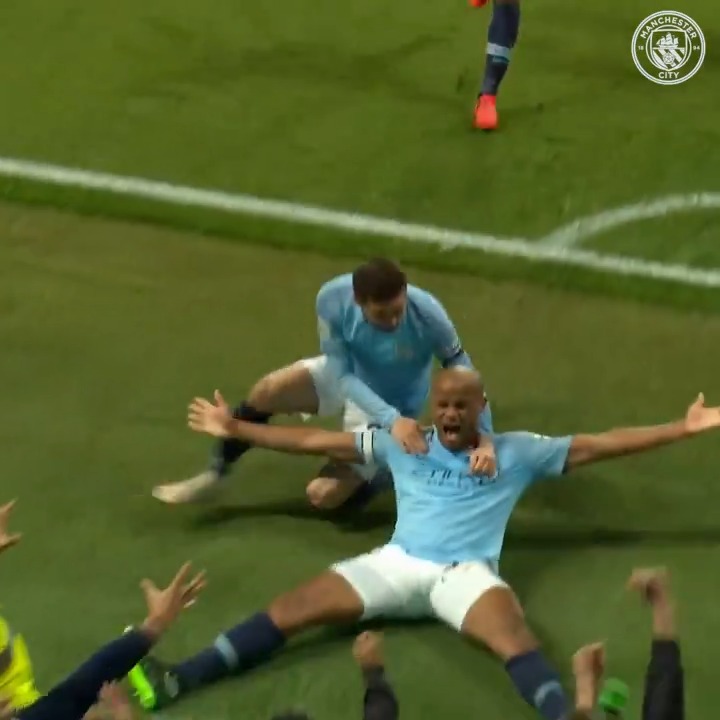 Never gets old, does it? 💥 🎂 Vincent Kompany 🎂