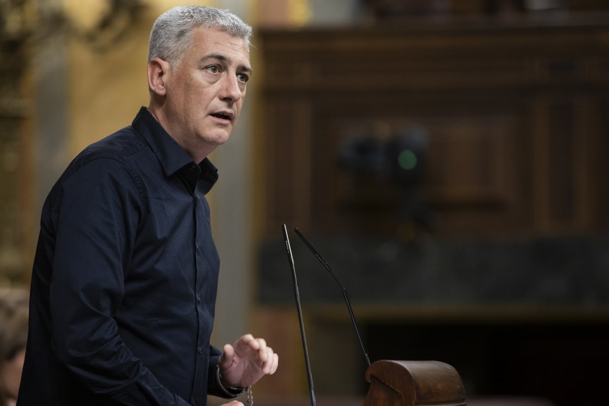 ‼️ Oskar Matute da un consejo a Feijóo sobre la paciencia estratégica con spoiler incluido sobre las elecciones vascas. «El 21 de abril vamos a cuadruplicar su representación en el Parlamento Vasco». #AldaketaDaOrain