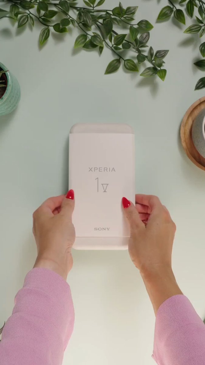 Sound on for this satisfying unboxing 🔊 Beauty and performance wrapped together in the Xperia 1 V.