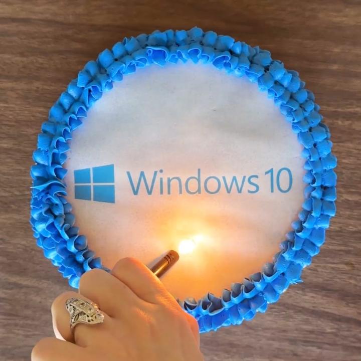 share with a friend who needs that Windows 11 upgrade in their life ✨