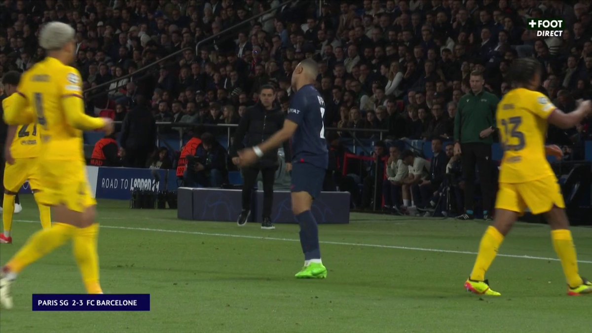 "Cette gestion, je ne suis pas sûr qu'elle soit bonne pour Kylian Mbappé. Ce soir, je l'ai trouvé éteint et malheureux" 🗣 L'analyse d'Habib Beye sur le match de Kylian Mbappé face à Barcelone 💬 #PSGFCB | #UCL