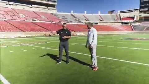 "I'm getting chills right now." We caught up with HOFer Zach Thomas to break down his legendary pick six.