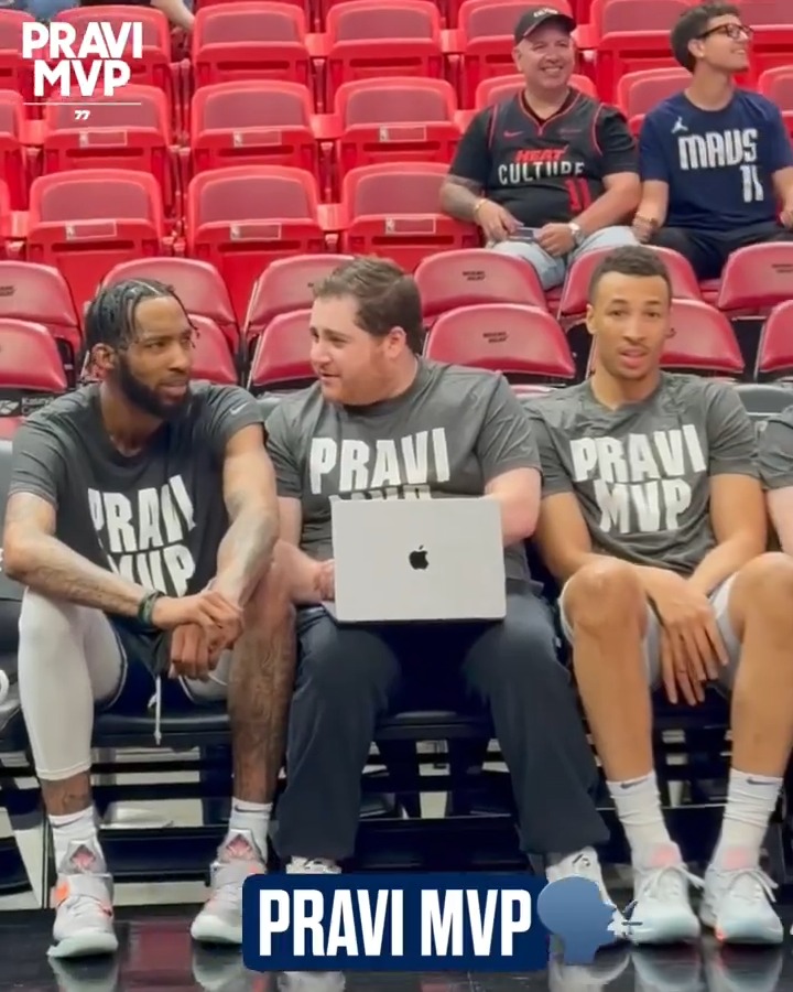 Whole team is wearing “Pravi MVP” shirts. Other than Luka