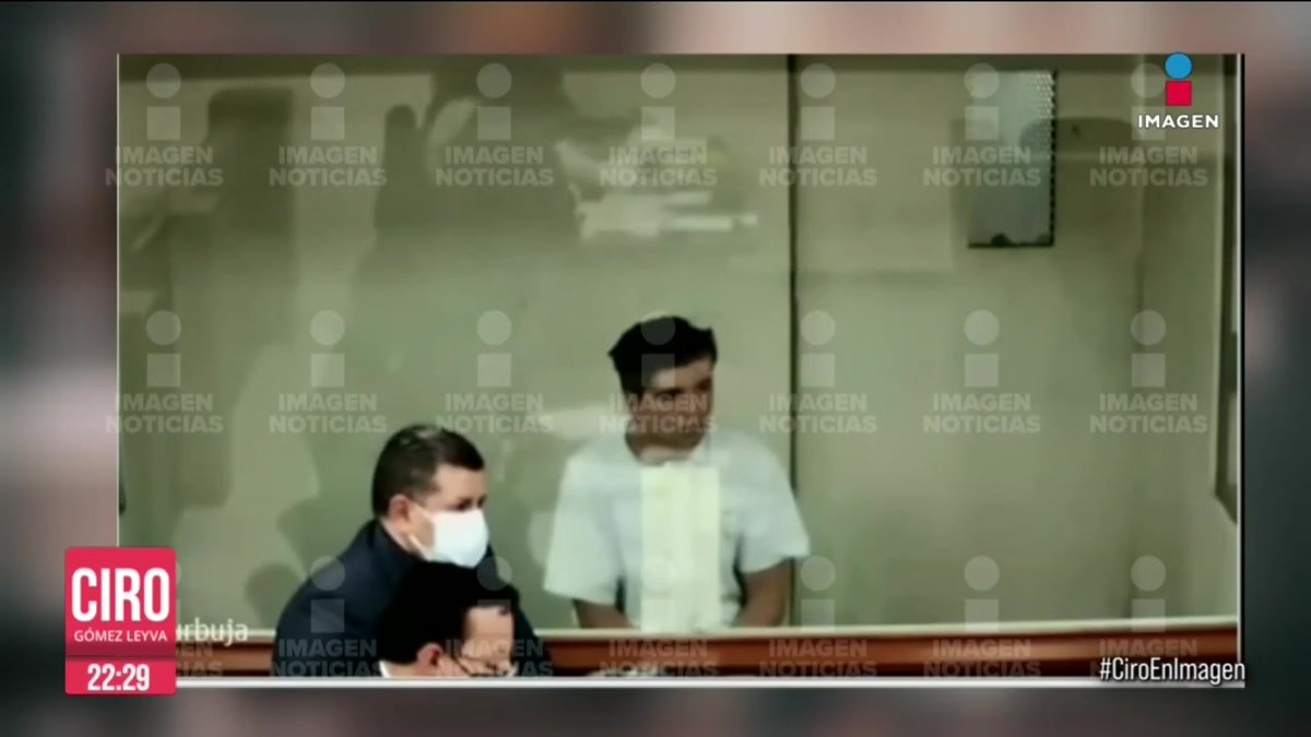 “Si quieren me puedo hincar para que todas las mujeres que están en esta sala me pateen", así suplicó #FofoMarquez tras escuchar su vinculación a proceso por tentativa de feminicidio. Durante su audiencia, aseguró que un reo le puso “precio a su cabeza” y temía por su vida: