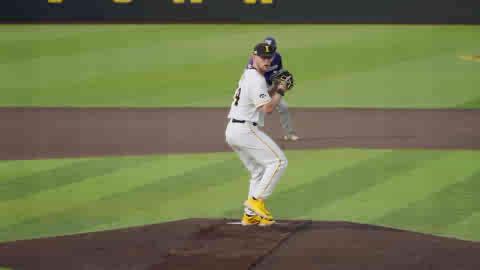 Bugs Bunny Type Pitch #Hawkeyes