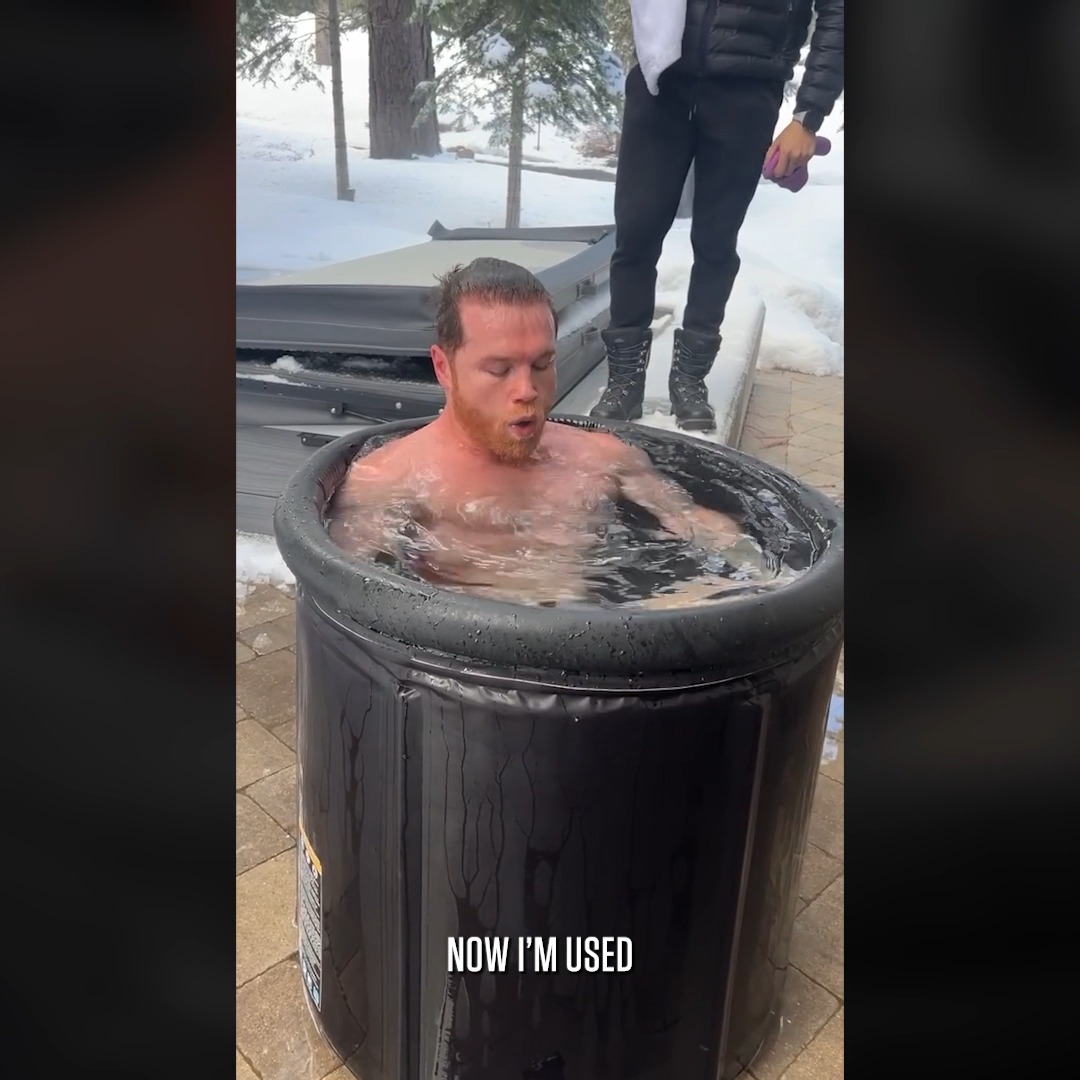 🥶 Canelo Alvarez embraces the cold before he brings the 🔥 on May 4! #CaneloMunguia