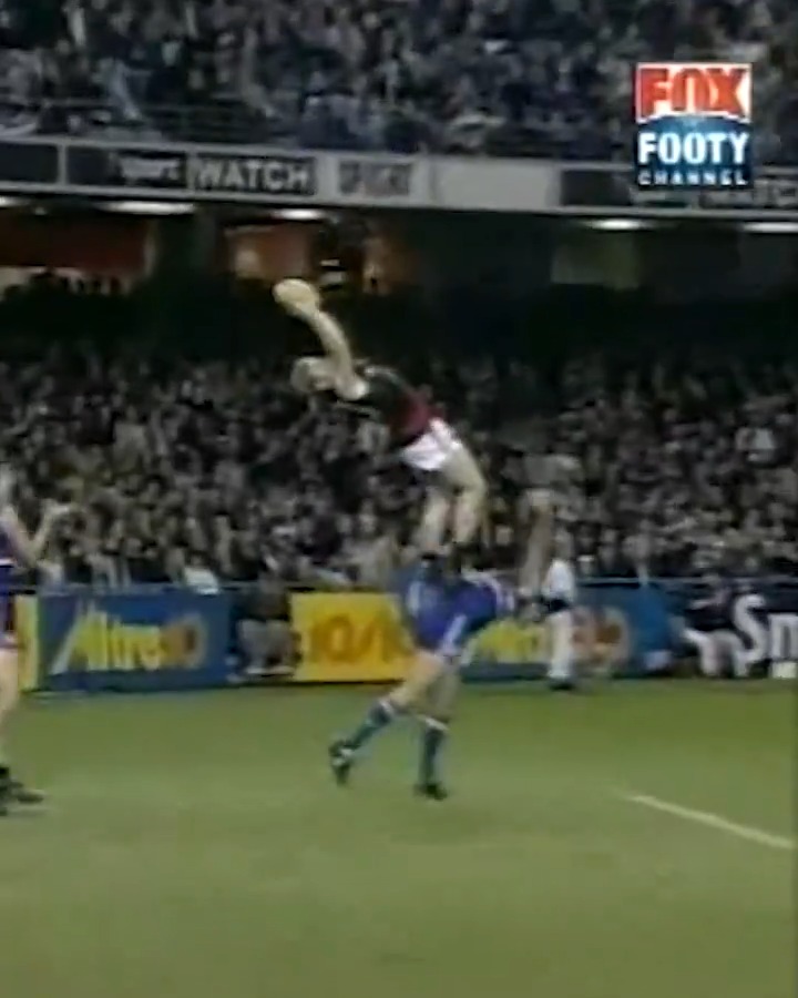 The greatest mark ever? Fixture throwback v the Dogs just had to be Moorcroft's magical moment!