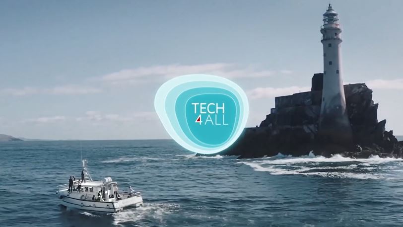 ¡#TECH4ALL cumple 5 años! Alineada con los ODS de la ONU, esta iniciativa representa nuestra visión de colaborar e innovar para un mundo digital más inclusivo para todos. Síguenos y descubre más: #TECH4ALL5Years #Huawei TECH4ALL