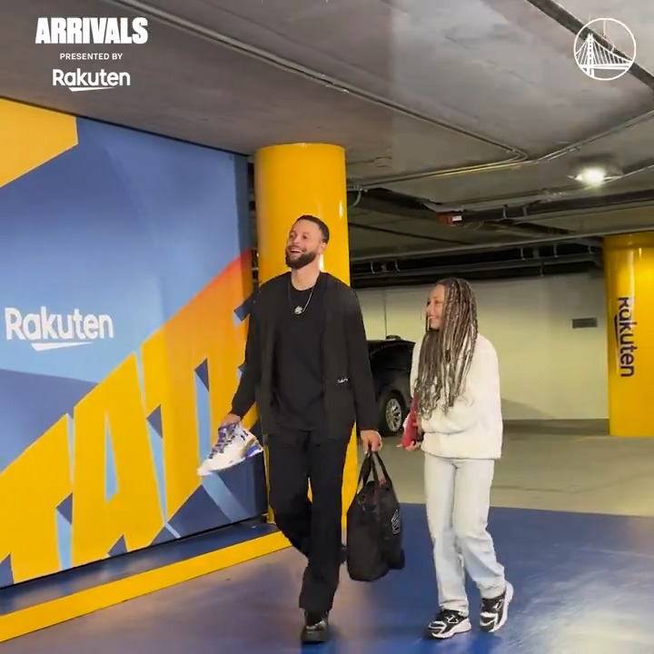 Like father, like daughter 💛 @rakuten || #DubNation