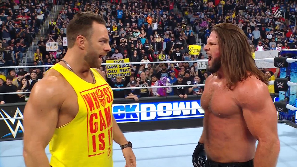 🍿🍿🍿 LA Knight takes on AJ Styles NEXT WEEK in a #WrestleMania rematch with the winner heading to #WWEBacklash to face Cody Rhodes!!! #SmackDown
