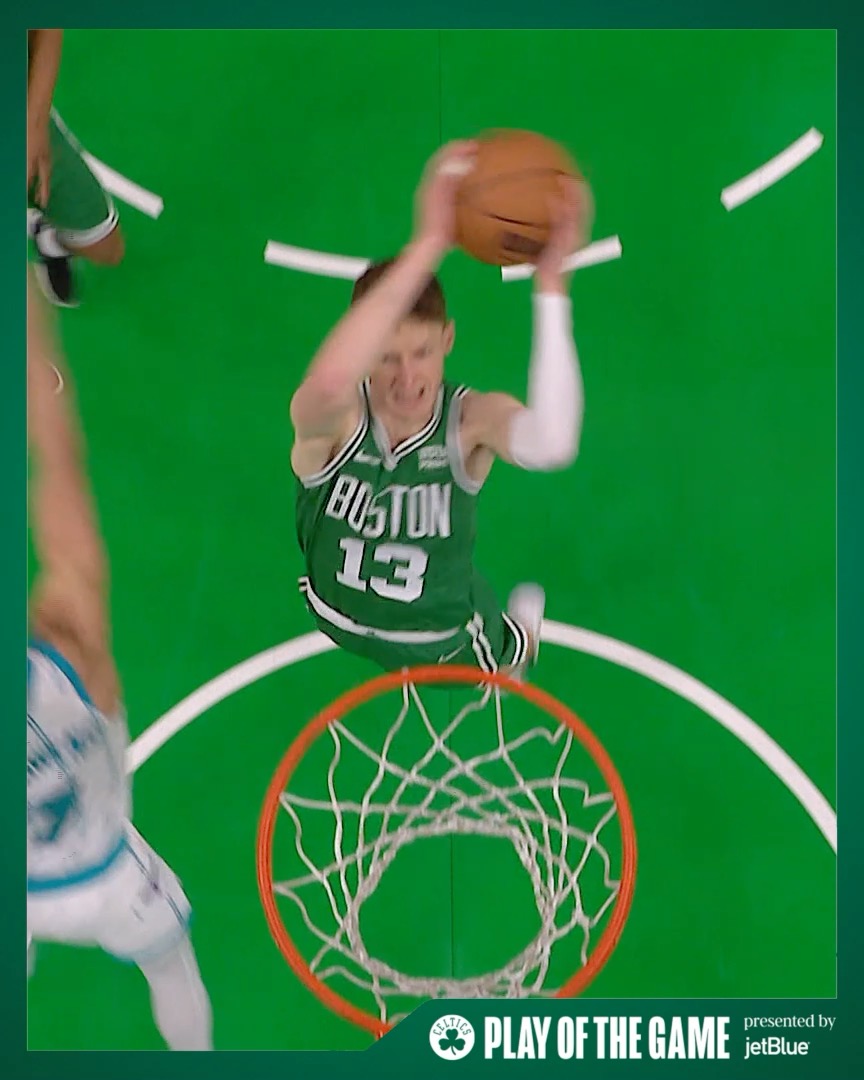 Beautiful basketball 👏 Tonight's JetBlue Play of the Game gave us a little bit of everything