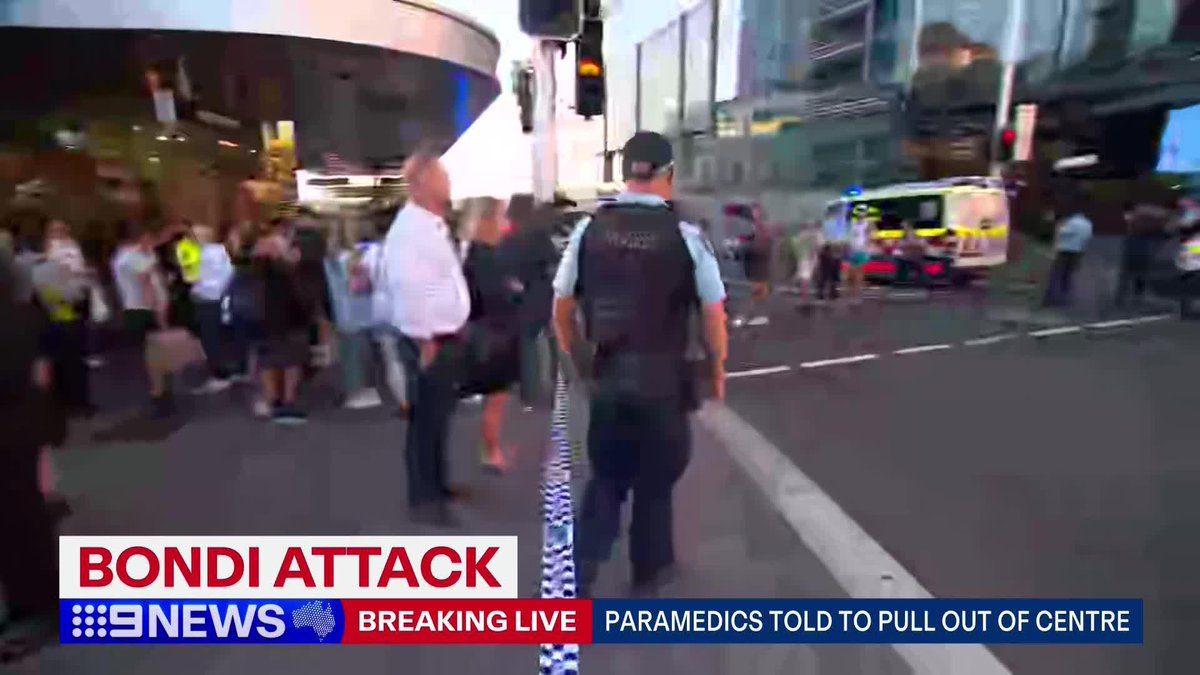 #BREAKING: Paramedics have been told to pull out of centre as the Bondi Westifeld is still being considered a live scene. Specialist units are currently going store-to-store, clearing the shopping centre. #9News READ MORE: