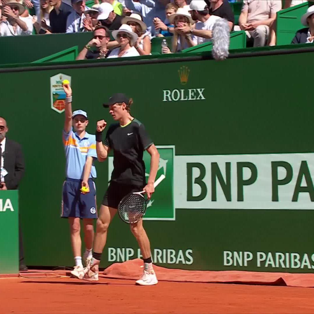 This level is a joke 😳 Jannik Sinner #RolexMonteCarloMasters