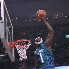 One of the most exciting point guards ever! HBD B-Diddy (Baron Davis)