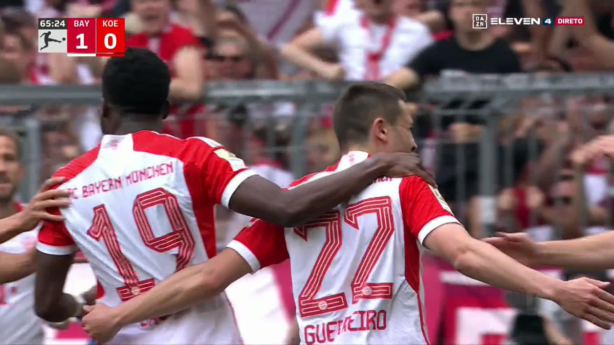 Como lhe pegas, Raphaël Guerreiro 🔥 #BundesligaELEVEN