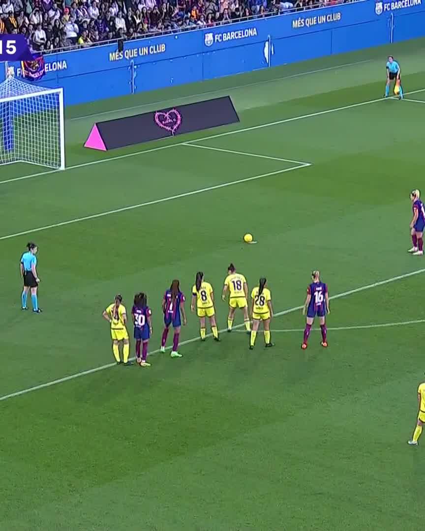 1️⃣0️⃣0️⃣ league goals for Barcelona, it's Alexia "La Reina" Putellas who signs it! Watch live for free ▶️ #LigaF #NewDealforWomensFootball