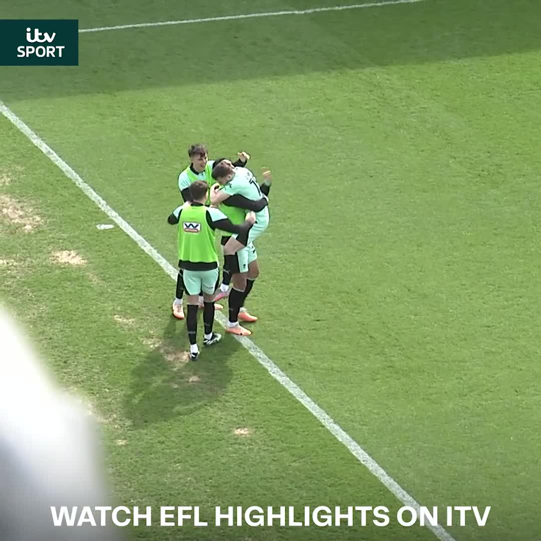 Wigan with a wonderful team goal 👏 Delightful passage of play finished off nicely from Jonny Smith! EFL | Wigan Athletic