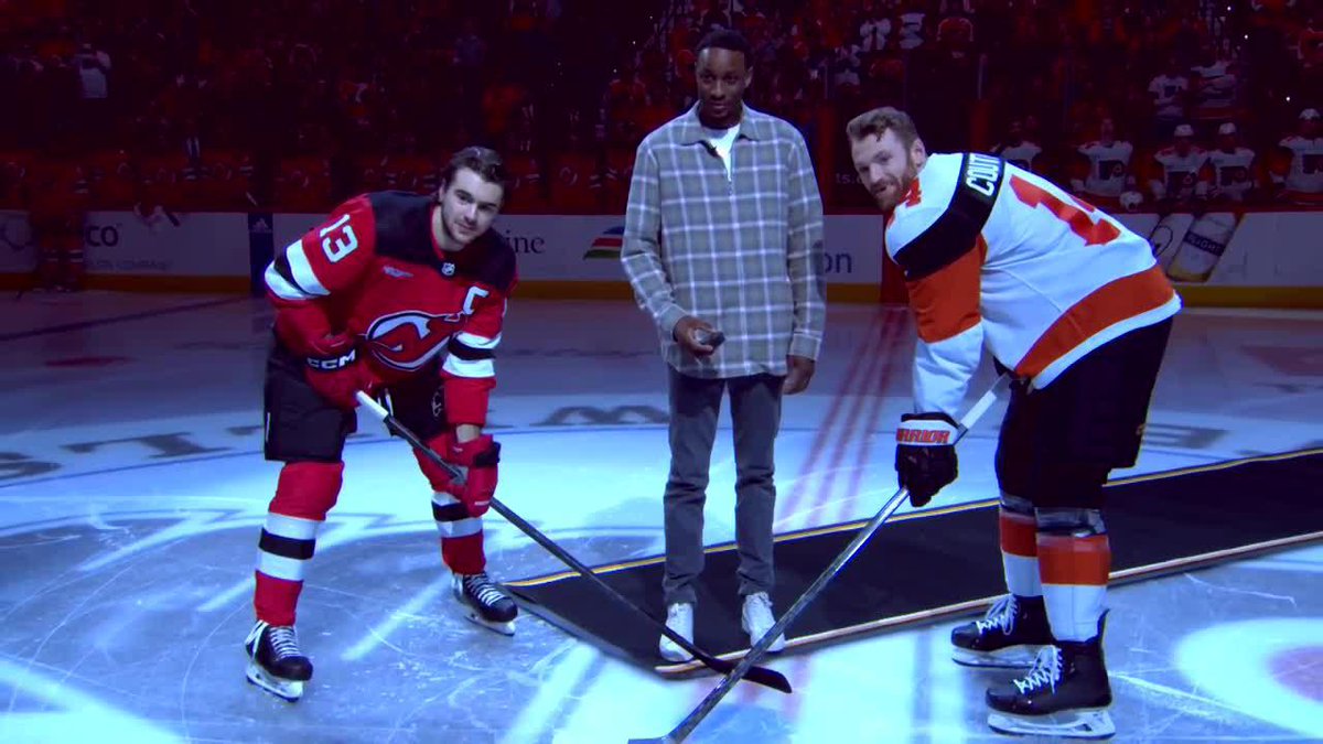 For always representing the Orange & Black the right way... Thank you, Wayne Simmonds. #LetsGoFlyers