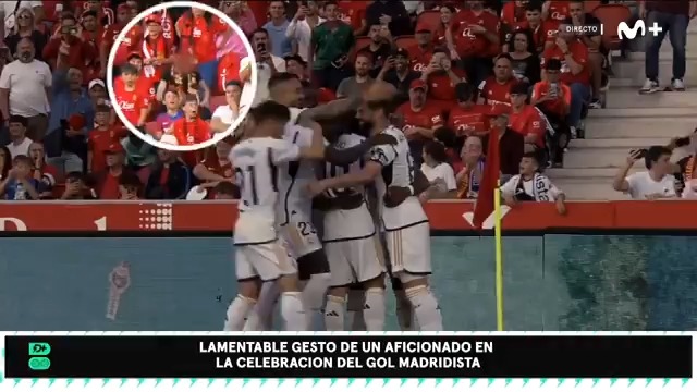 ❗️ Lamentables gestos racistas en la grada de Son Moix durante la celebración del gol del Real Madrid. #DeportePlus