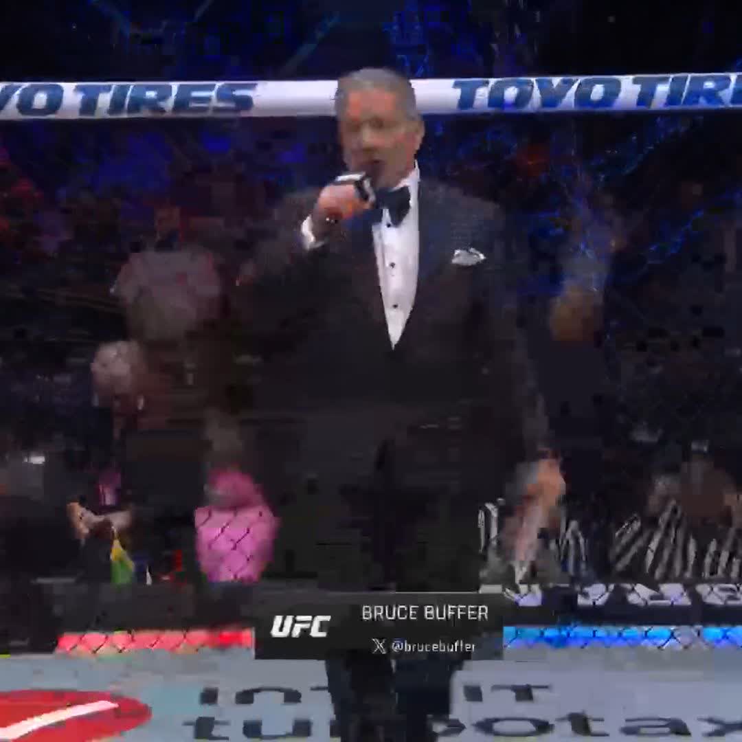 WE ARE LIVE!!!!!!! ๐ฃ #UFC300