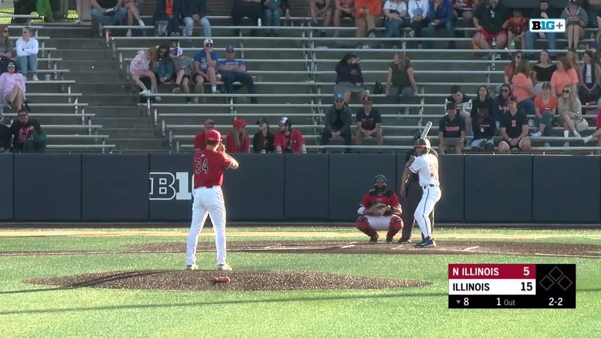 B8 | Connor adds an exclamation to this game with his FIRST CAREER HOME RUN! #Illini 16, NIU 5