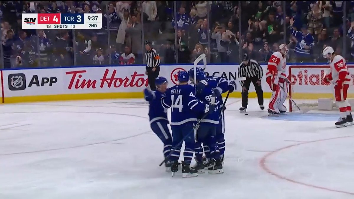 AUSTON MATTHEWS HAS 69 GOALS! 🚨 📺: Sportsnet or stream on Sportsnet+ ➡️