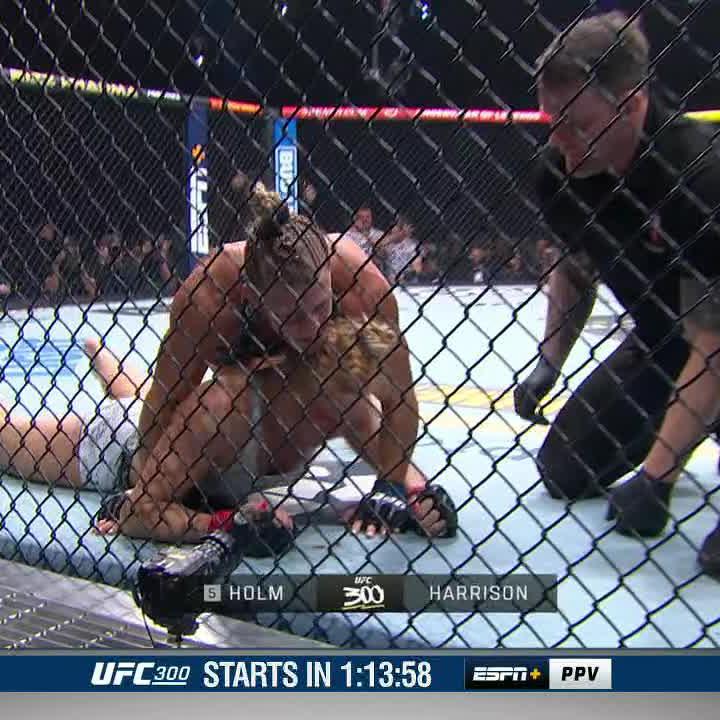 KAYLA HARRISON SUBMITS HOLLY HOLM IN HER UFC DEBUT 💪 #UFC300